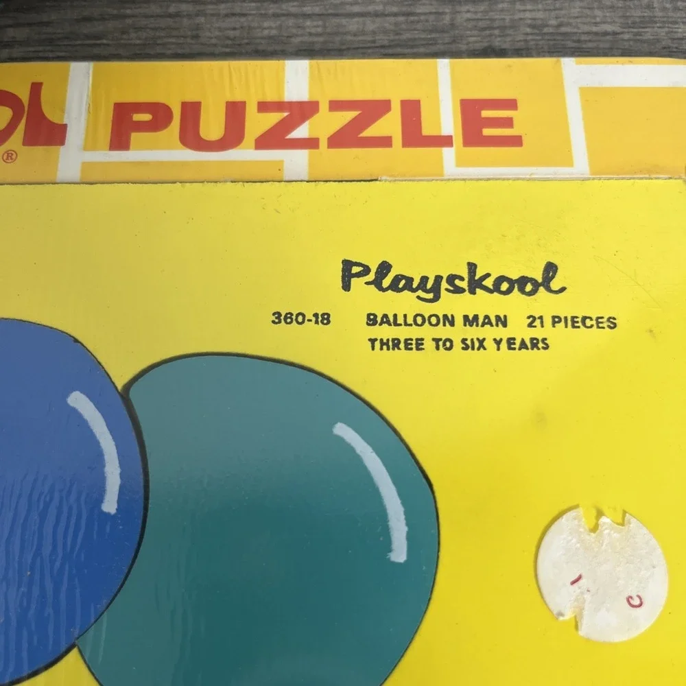 Vintage Playskool #360-18 Balloon Man Wood Tray 21 Piece Board Puzzle Inlays New